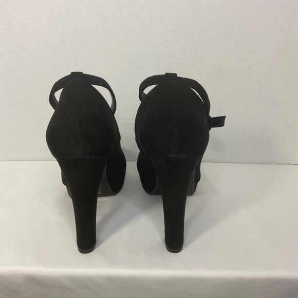 Women’s Black suede 4” platform heels - Picture 2 of 5
